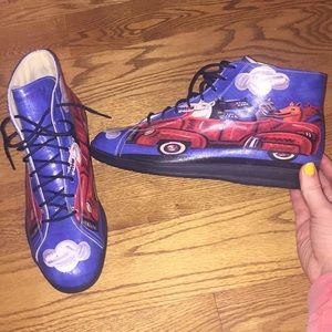 Icon “Dog’s in Red Car” high tops
